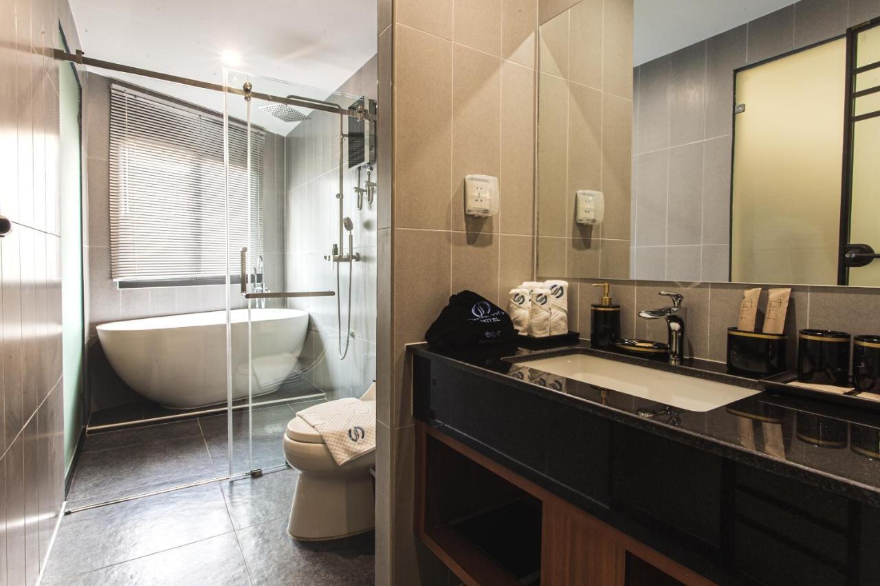 Thapae Twins Hotel Csiangmaj Kültér fotó