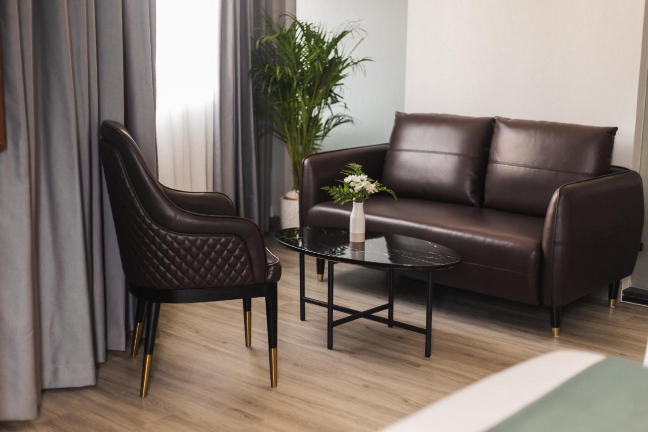 Thapae Twins Hotel Csiangmaj Kültér fotó
