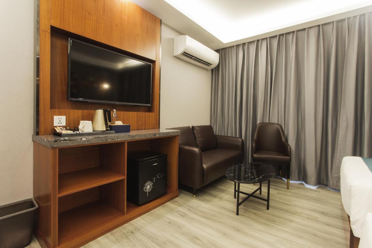Thapae Twins Hotel Csiangmaj Kültér fotó